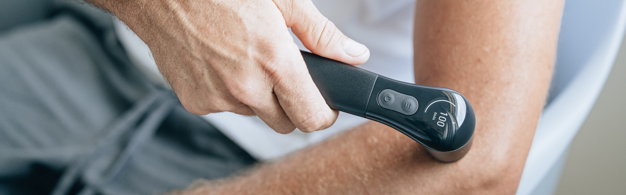 Lokale Vibrationstherapie bei der Behandlung von Tennisarm Beschwerden